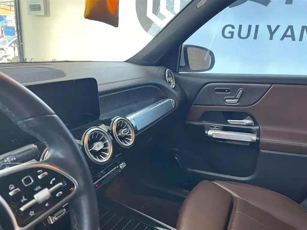 Mercedes-Benz Mercedes-Benz GLB 2020 Facelift GLB 200 Style 2020 - thumbnail 11