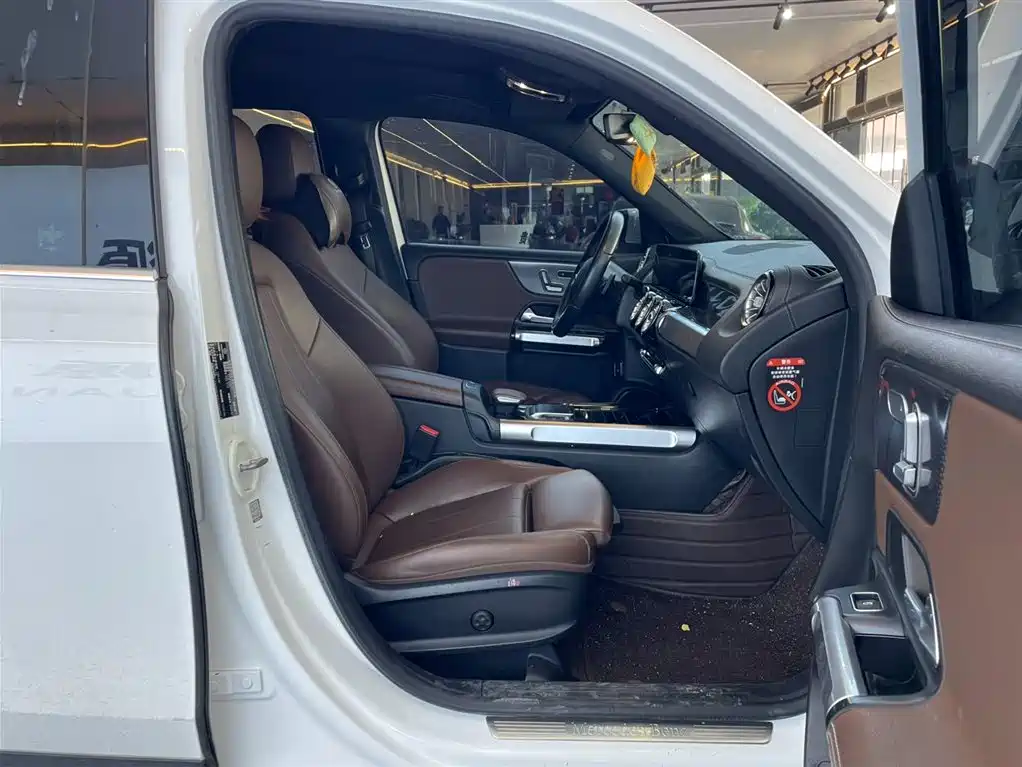 Mercedes-Benz Mercedes-Benz GLB 2020 Facelift GLB 200 Style 2020 - thumbnail 17