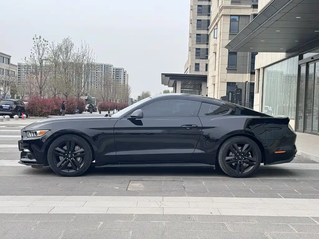 Ford Mustang 2017 2.3T Sport Edition 2019 - thumbnail 6