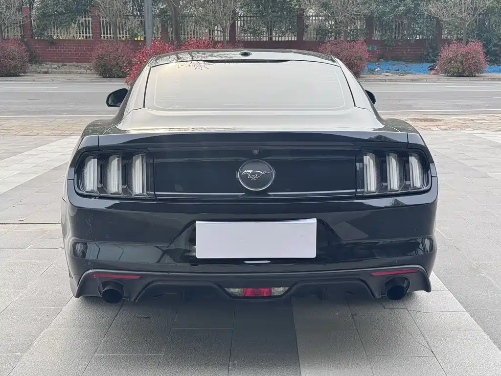 Ford Mustang 2017 2.3T Sport Edition 2019 - thumbnail 8
