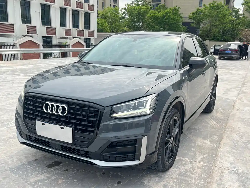 Audi Audi Q2L 2020 35 TFSI Progressive Dynamic Model 2020