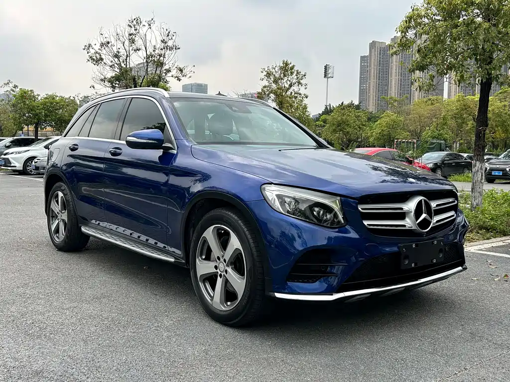 Mercedes-Benz Mercedes-Benz GLC 2017 GLC 300 4MATIC Sport Edition 2017 - thumbnail 3
