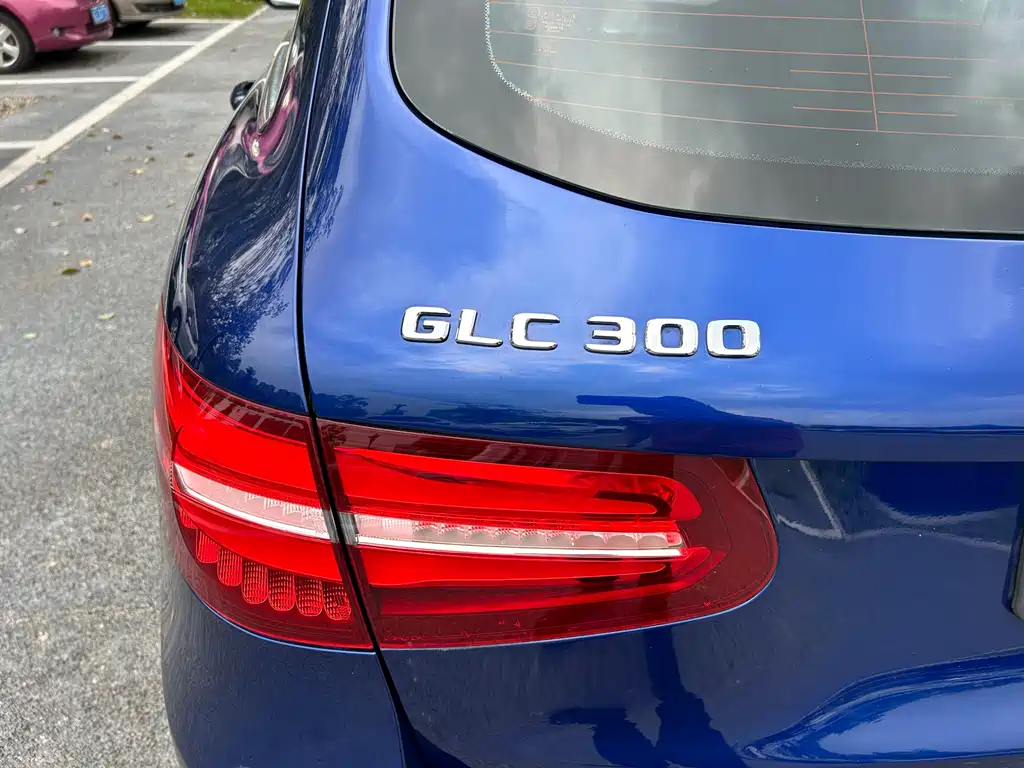 Mercedes-Benz Mercedes-Benz GLC 2017 GLC 300 4MATIC Sport Edition 2017 - thumbnail 11