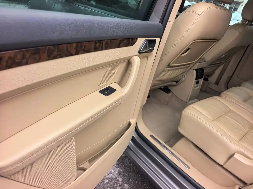 Volkswagen Volkswagen Touran 2008 1.8T Smart Luxury Edition Automatic 5-seater 2010 - thumbnail 13