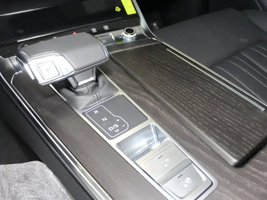 Audi Audi A6L 2026 45 TFSI quattro Premium Dynamic Model 2026 - thumbnail 10