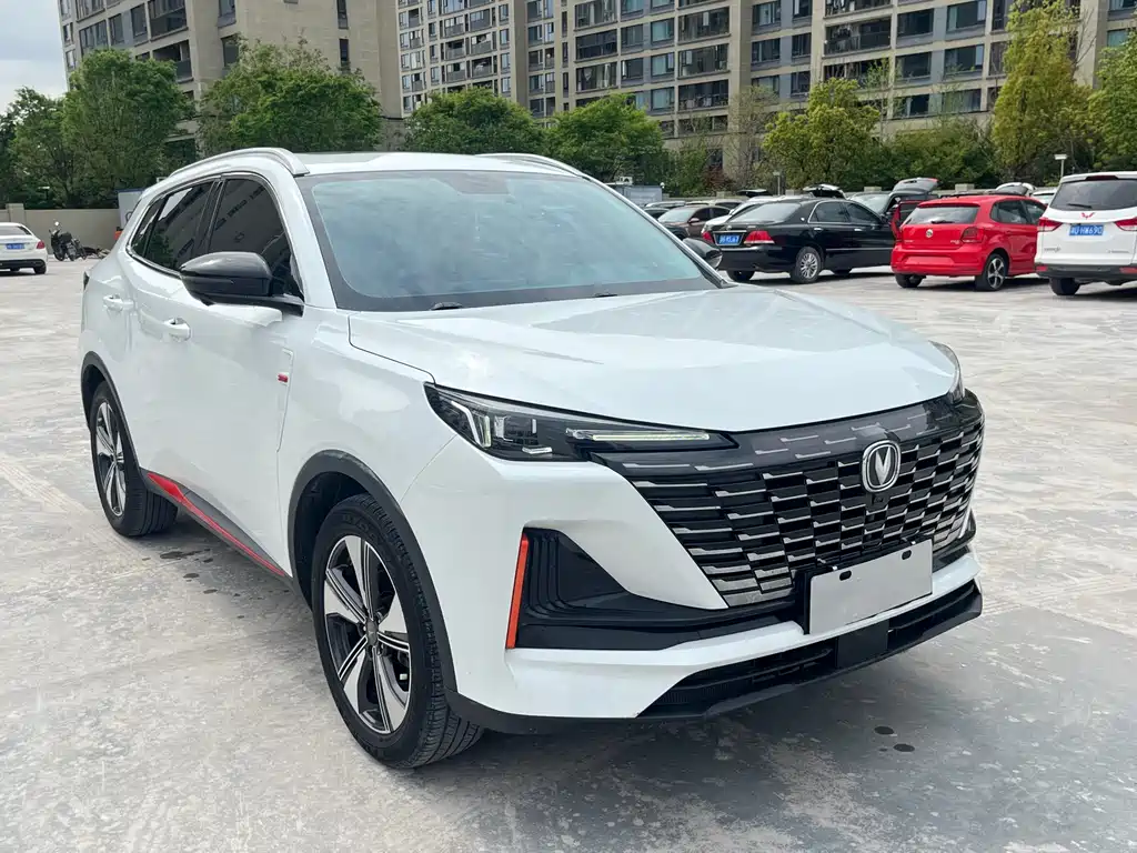 Changan Changan CS55 Plus 2022 Model Second Generation 1.5T DCT Navigator Edition 2022 - thumbnail 3