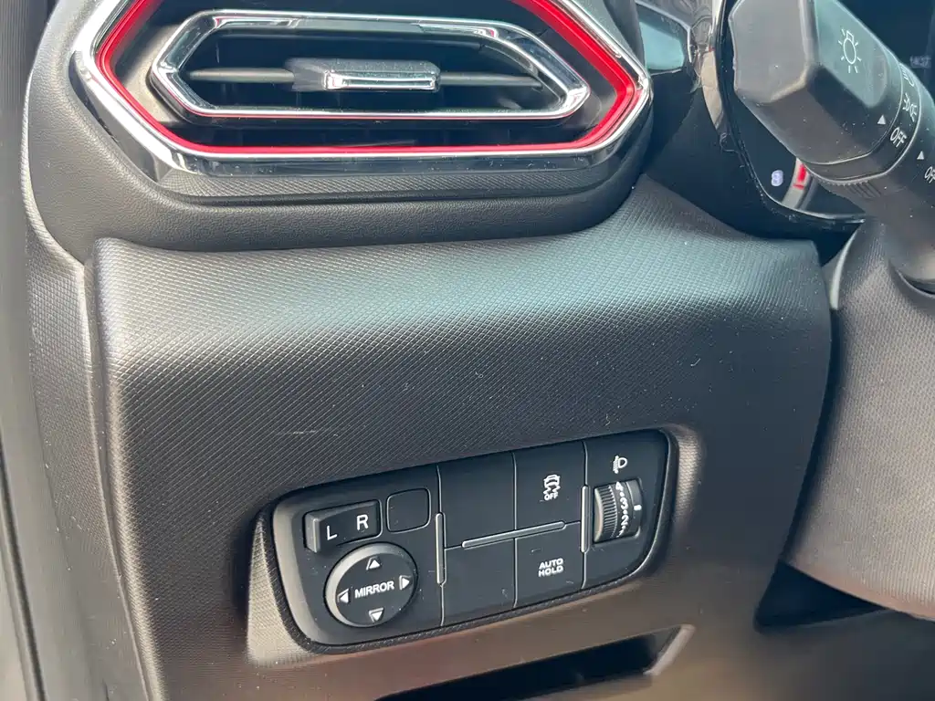 Changan Oushang Changan Oushang X5 2021 1.6L CVT Comfort Model 2022 - thumbnail 15