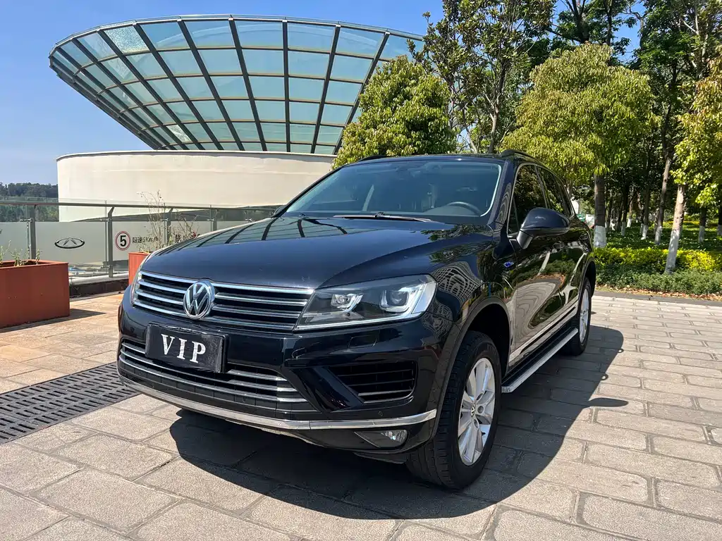Volkswagen Volkswagen Touareg 2017 3.0 TSI Explorer Edition 2017