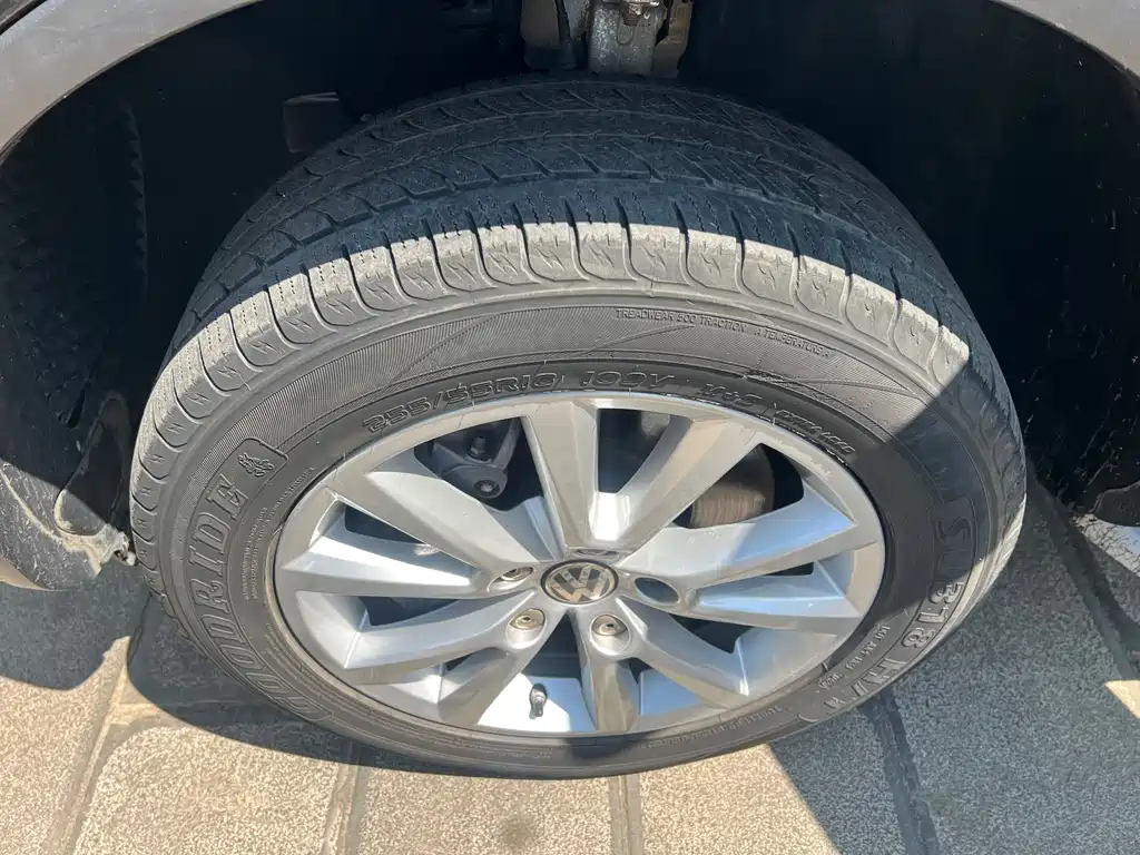 Volkswagen Volkswagen Touareg 2017 3.0 TSI Explorer Edition 2017 - thumbnail 11