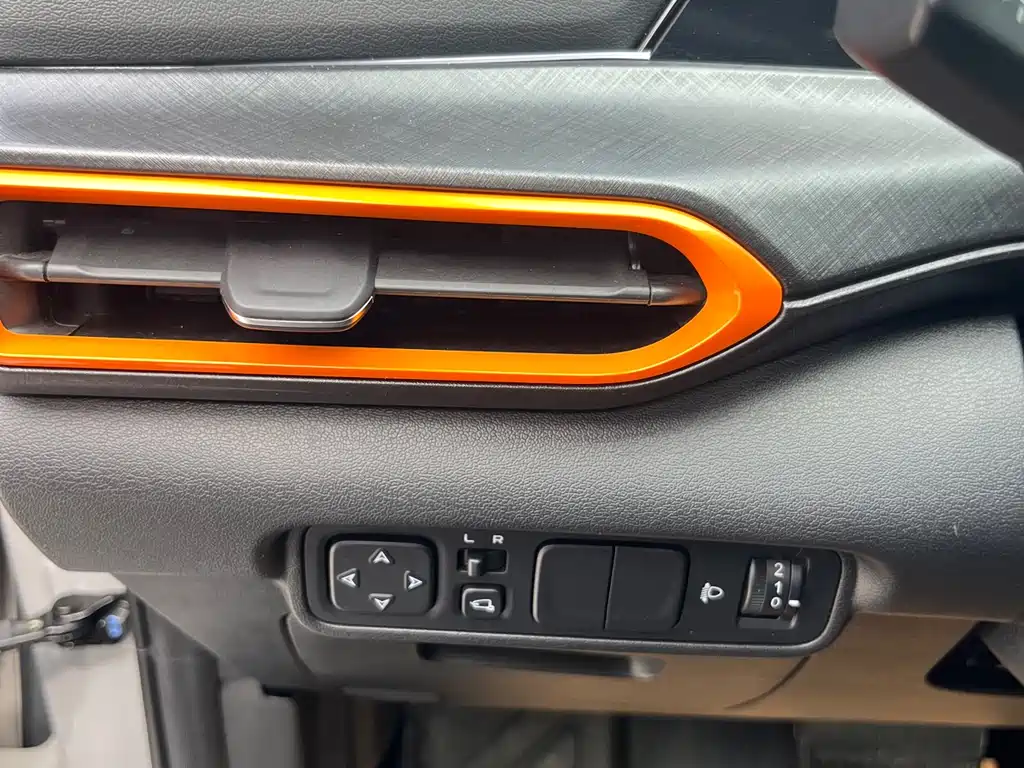 Changan Changan UNI-T 2023 Second Generation 1.5T Premium Model 2023 - thumbnail 20