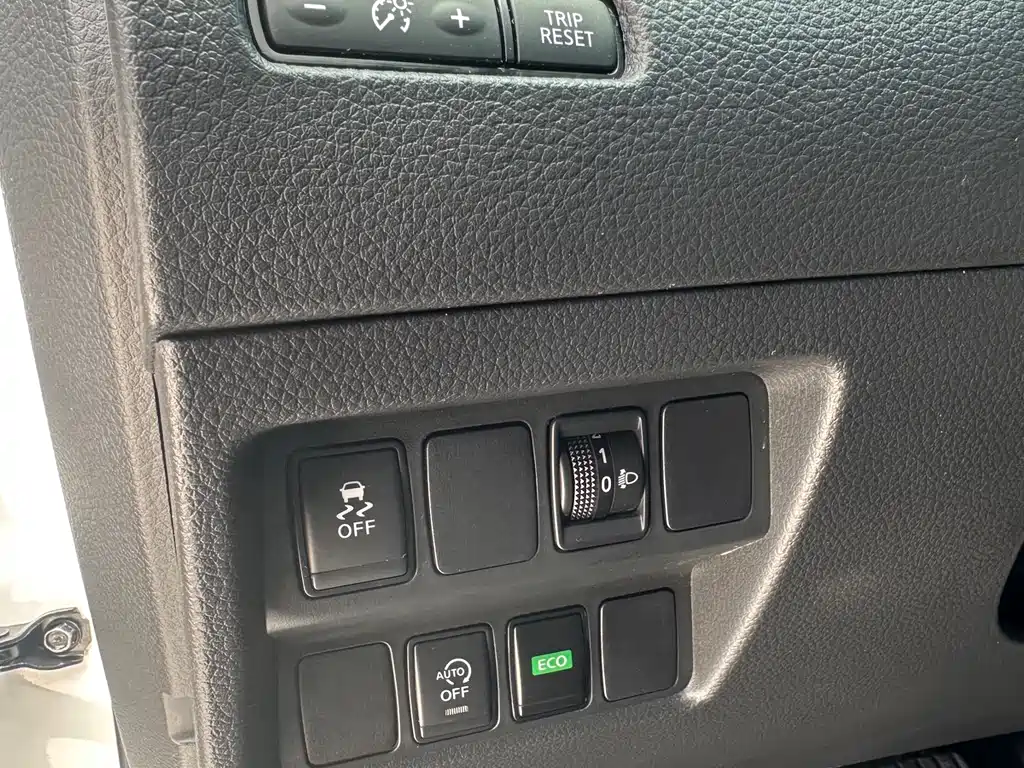 Nissan Nissan Qashqai 2023 Classic 2.0L CVT XV Comfort 2024 - thumbnail 9