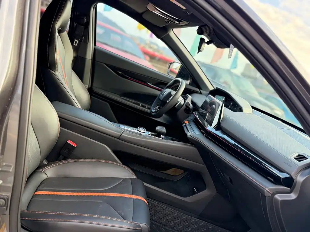 Changan Changan UNI-V 2024 1.5T Premium Sport Model 2024 - thumbnail 13