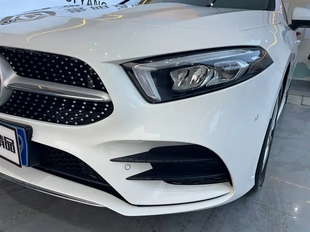 Mercedes-Benz Mercedes-Benz A-Class 2021 A 200 L Sport Sedan Fashion Edition 2021 - thumbnail 18