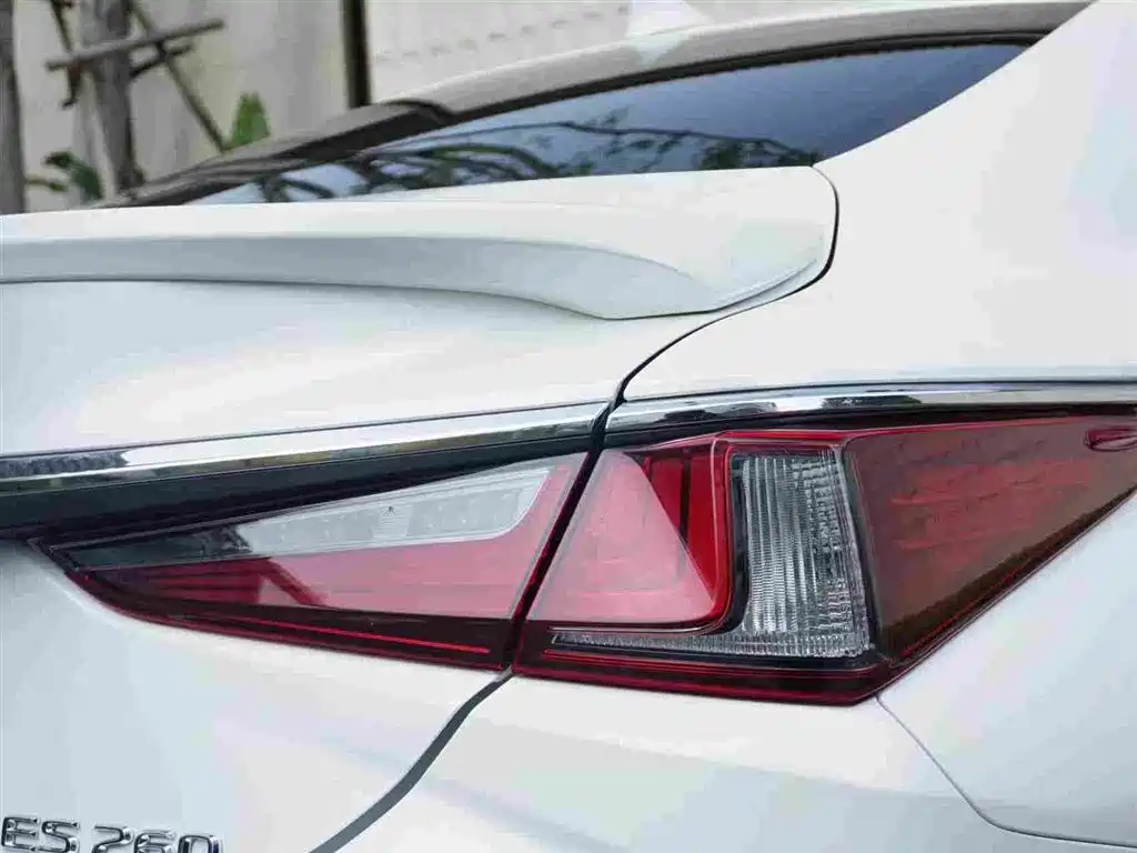 Lexus Lexus ES 2020 200 Excellent Edition 2021 - thumbnail 6