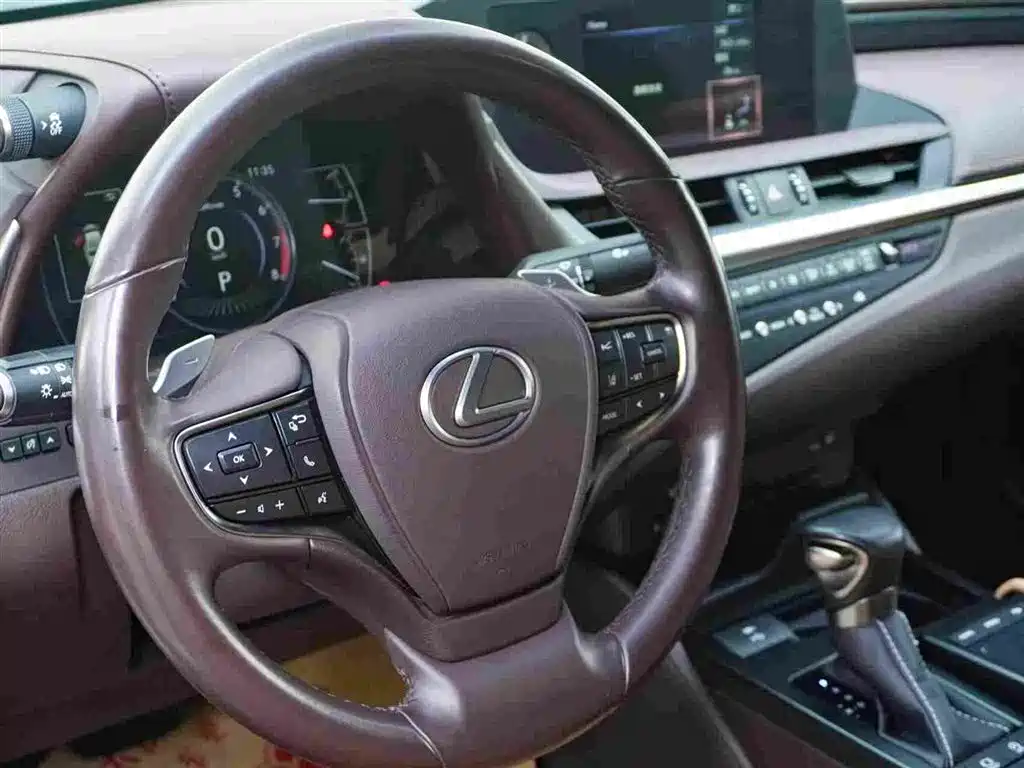 Lexus Lexus ES 2020 200 Excellent Edition 2021 - thumbnail 8