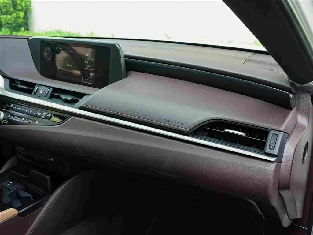 Lexus Lexus ES 2020 200 Excellent Edition 2021 - thumbnail 27