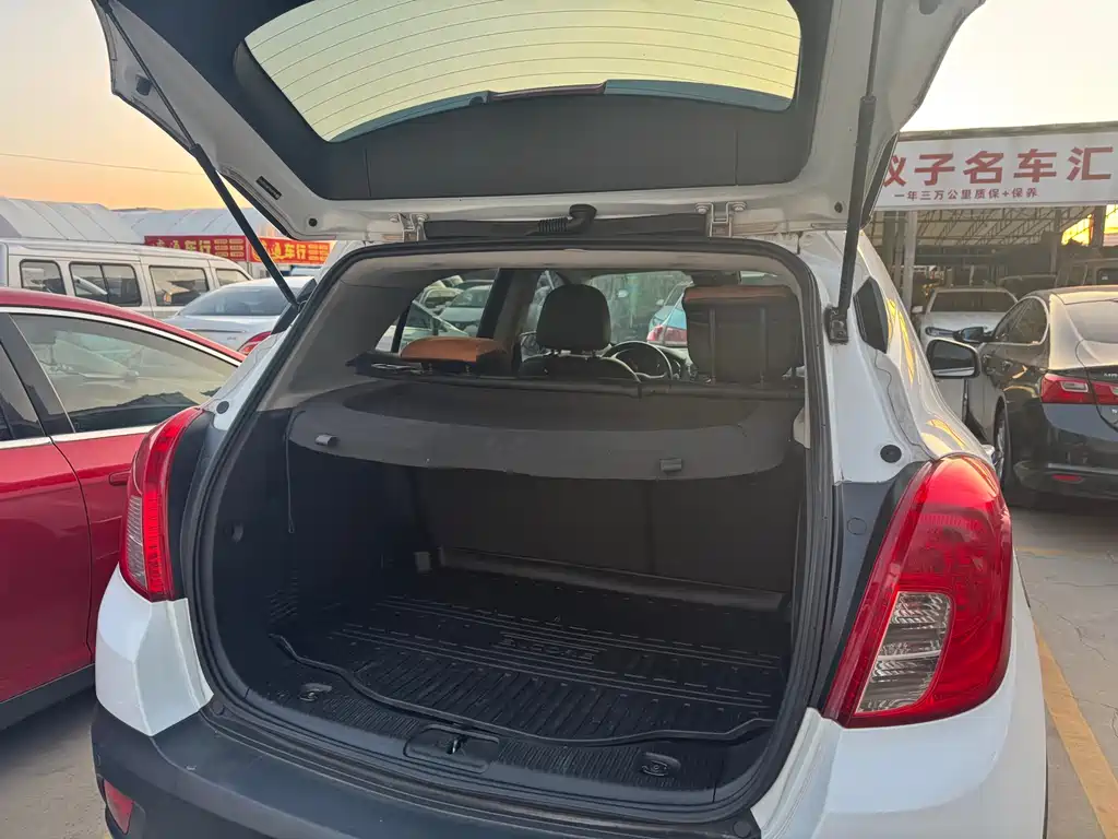 Buick Buick Encore 2015 1.4T Automatic FWD Preferred Edition 2015 - thumbnail 5