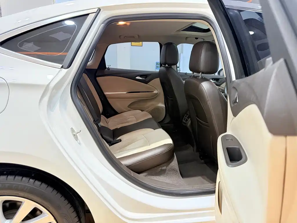 Buick Buick Excelle GT 2017 3-Box 15S Automatic Leading Edition 2017 - thumbnail 13