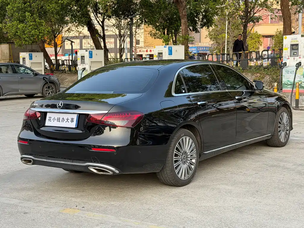 Mercedes-Benz Mercedes-Benz E-Class 2022 Model Year Facelift E 300 L Fashion Edition 2022 - thumbnail 7