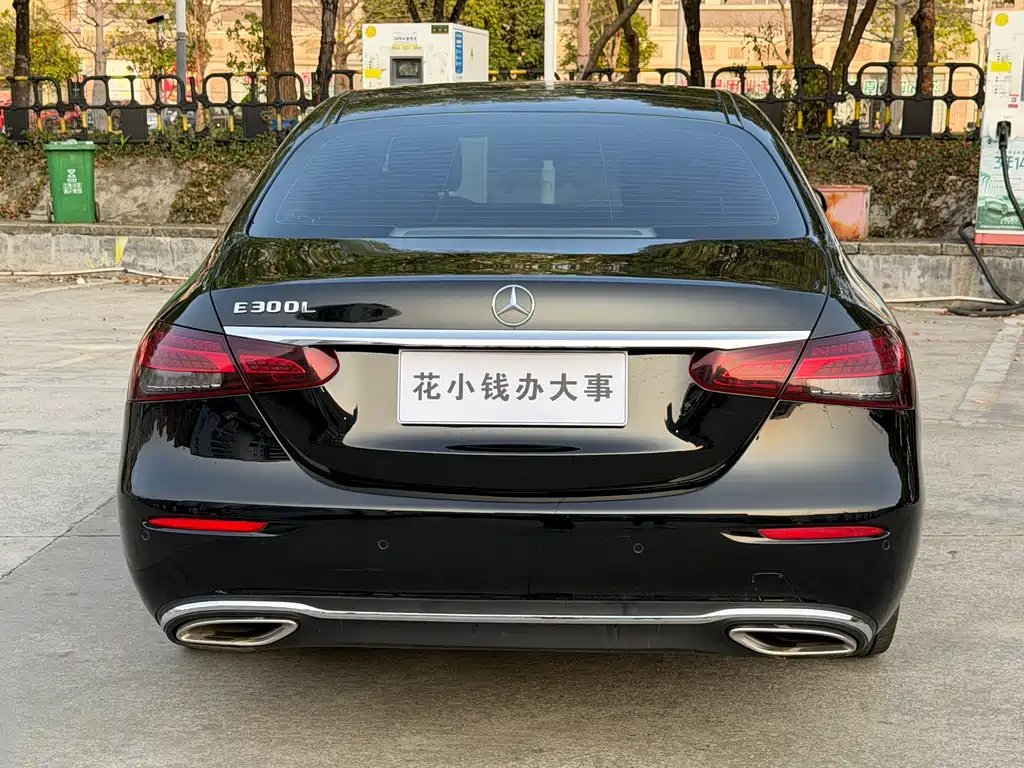 Mercedes-Benz Mercedes-Benz E-Class 2022 Model Year Facelift E 300 L Fashion Edition 2022 - thumbnail 8