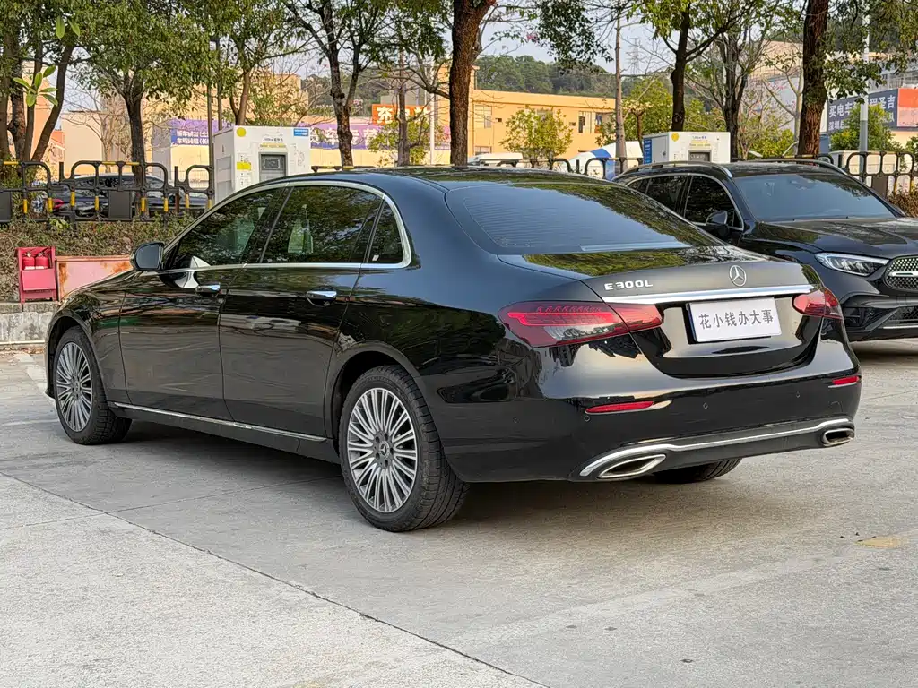 Mercedes-Benz Mercedes-Benz E-Class 2022 Model Year Facelift E 300 L Fashion Edition 2022 - thumbnail 9