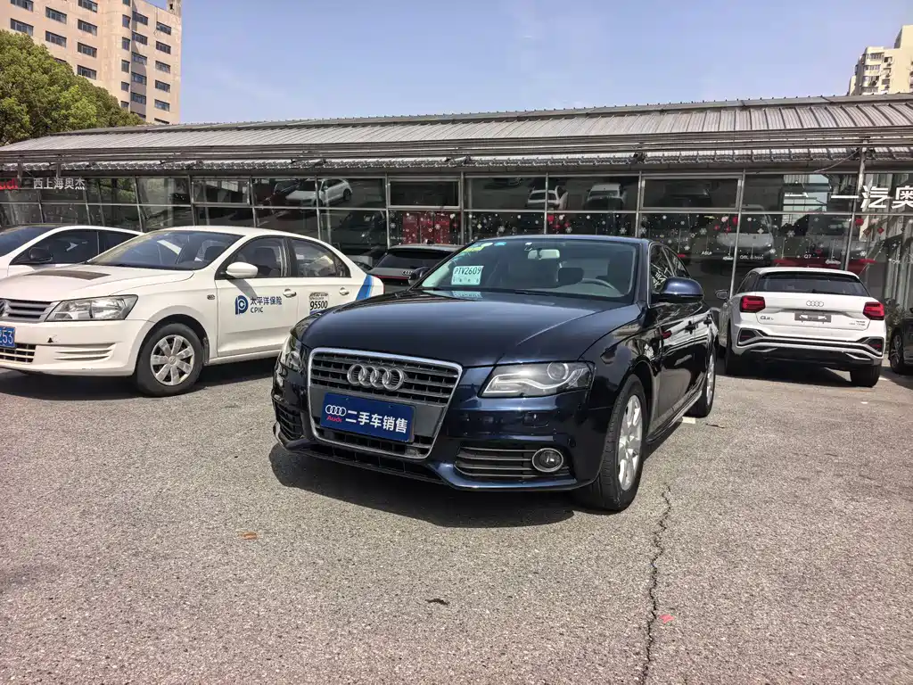 Audi Audi A4L 2012 2.0 TFSI Automatic Luxury Model 2012