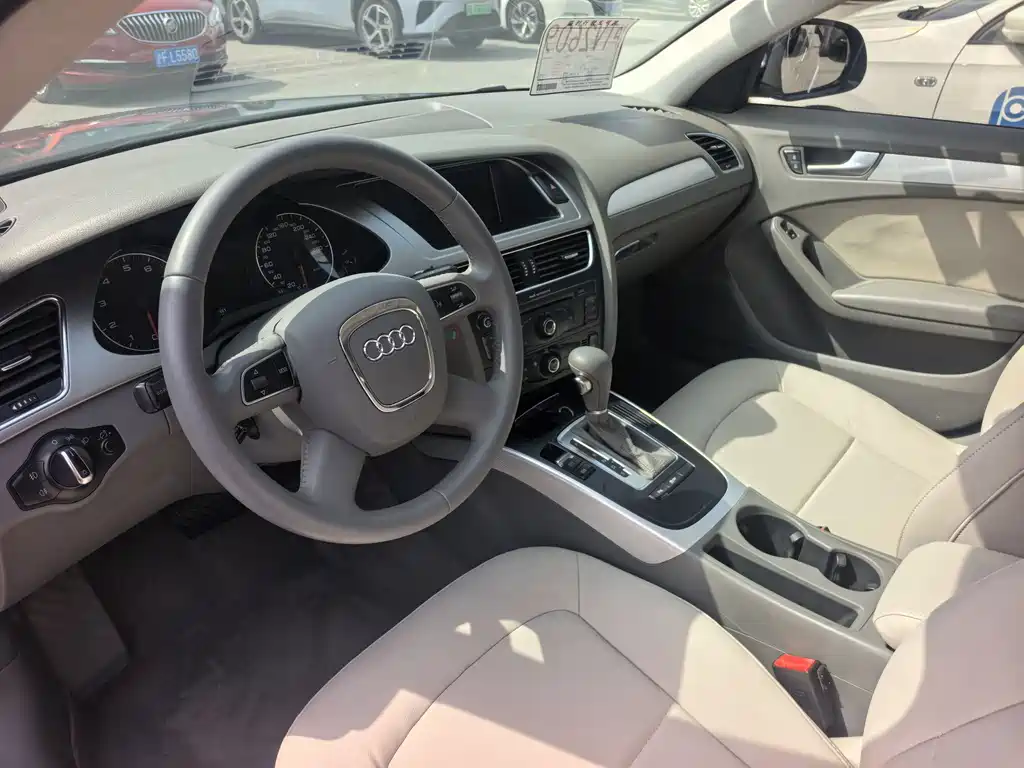 Audi Audi A4L 2012 2.0 TFSI Automatic Luxury Model 2012 - thumbnail 16