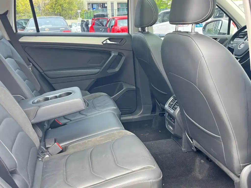 Volkswagen Volkswagen Tiguan L 2021 330TSI Automatic 2WD Smart Enjoy Edition 2021 - thumbnail 10