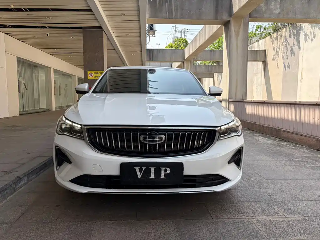 Geely Auto Geely Emgrand 2022 4th Generation 1.5L CVT Luxury Model 2022 - thumbnail 2