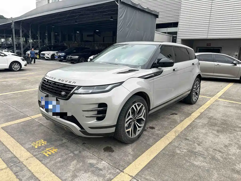 Land Rover Range Rover Evoque 2024 Range Rover Evoque L SE Light Command Supreme Edition 2025