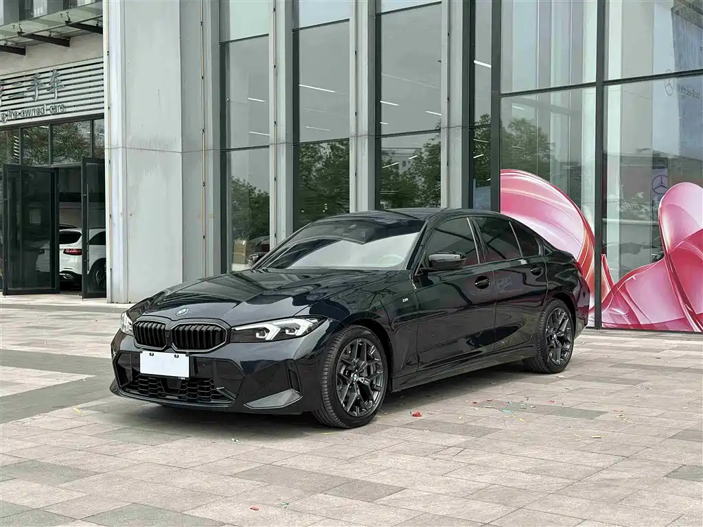BMW BMW 3 Series 2025 330i M Sport Shadow Night Package 2025