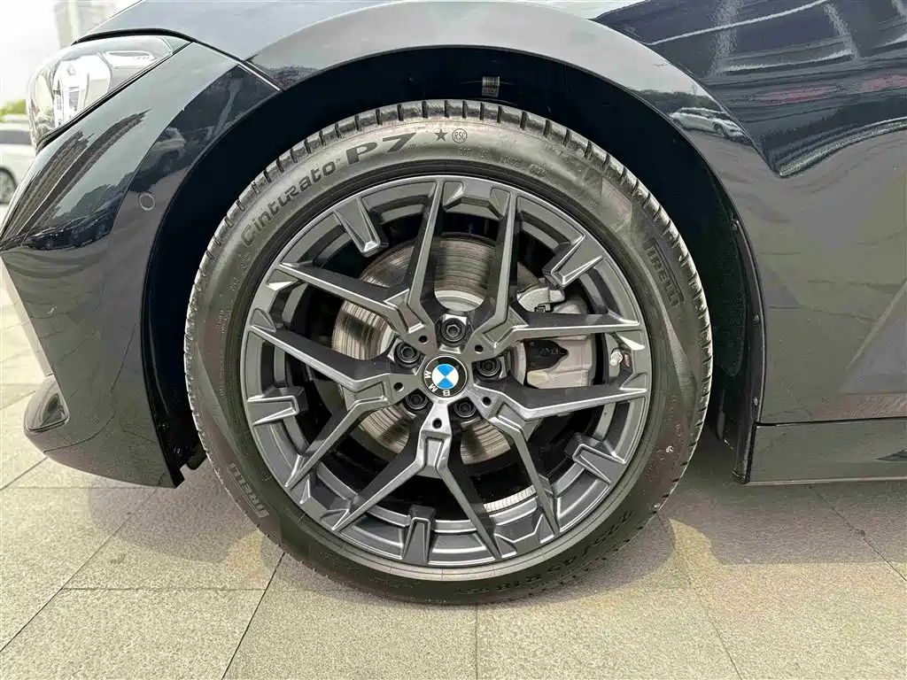 BMW BMW 3 Series 2025 330i M Sport Shadow Night Package 2025 - thumbnail 9