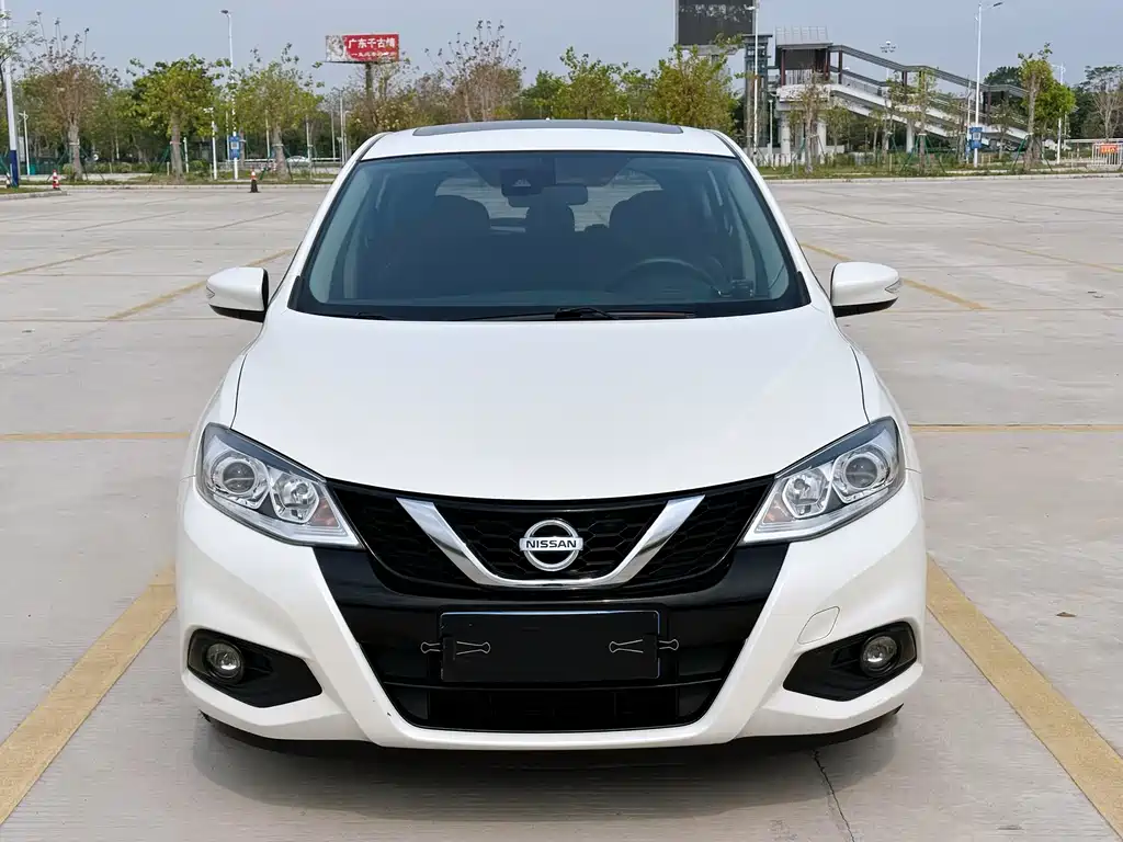 Nissan Nissan Tiida 2019 1.6L CVT Smart Edition国V 2018 - thumbnail 2
