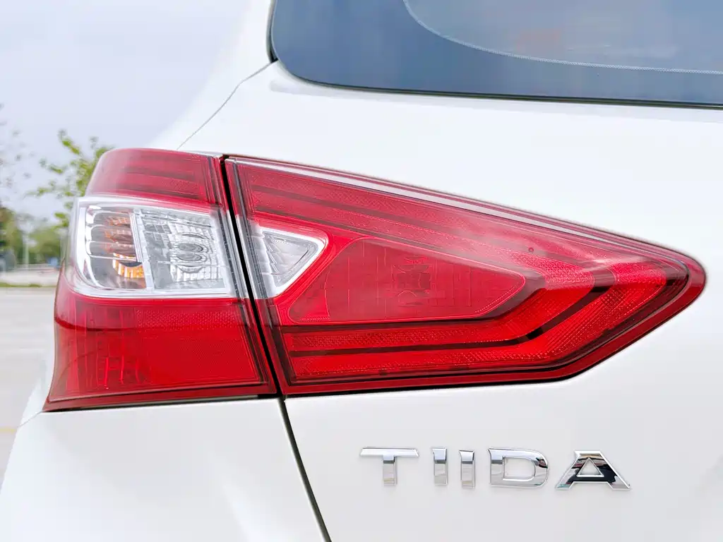 Nissan Nissan Tiida 2019 1.6L CVT Smart Edition国V 2018 - thumbnail 8