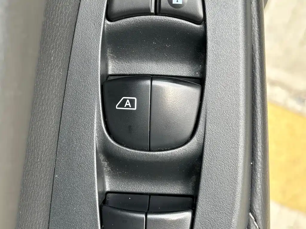 Nissan Nissan Tiida 2019 1.6L CVT Smart Edition国V 2018 - thumbnail 10