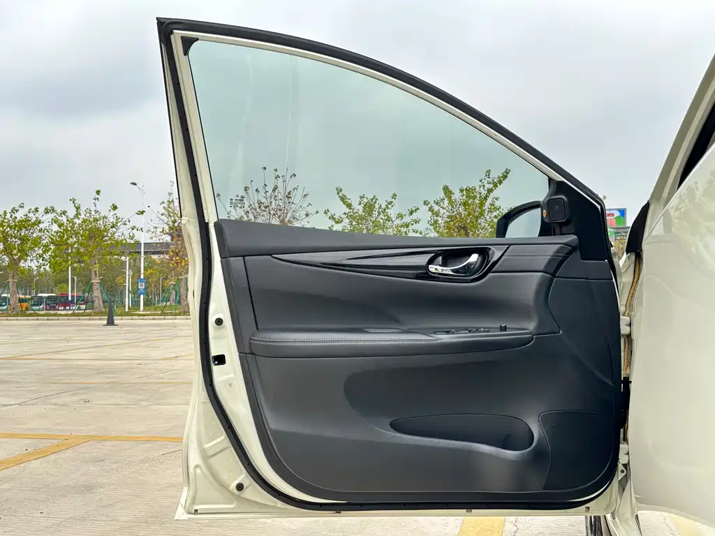 Nissan Nissan Tiida 2019 1.6L CVT Smart Edition国V 2018 - thumbnail 11