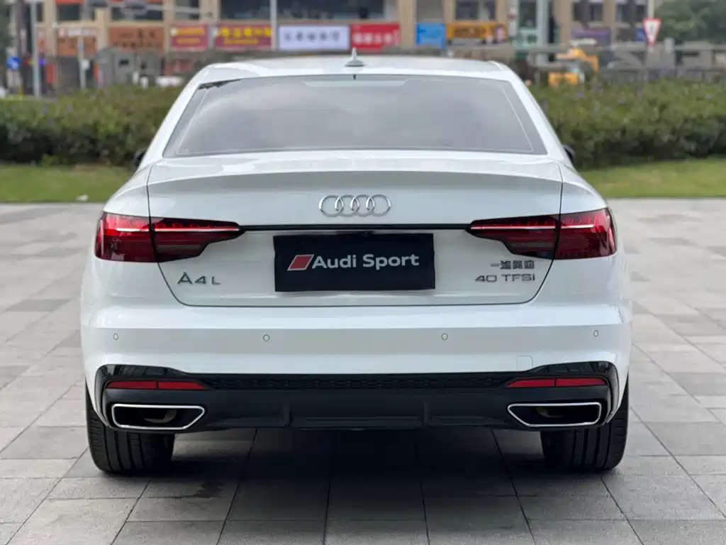 Audi Audi A4L 2023 40 TFSI Luxury Dynamic Model 2023 - thumbnail 11
