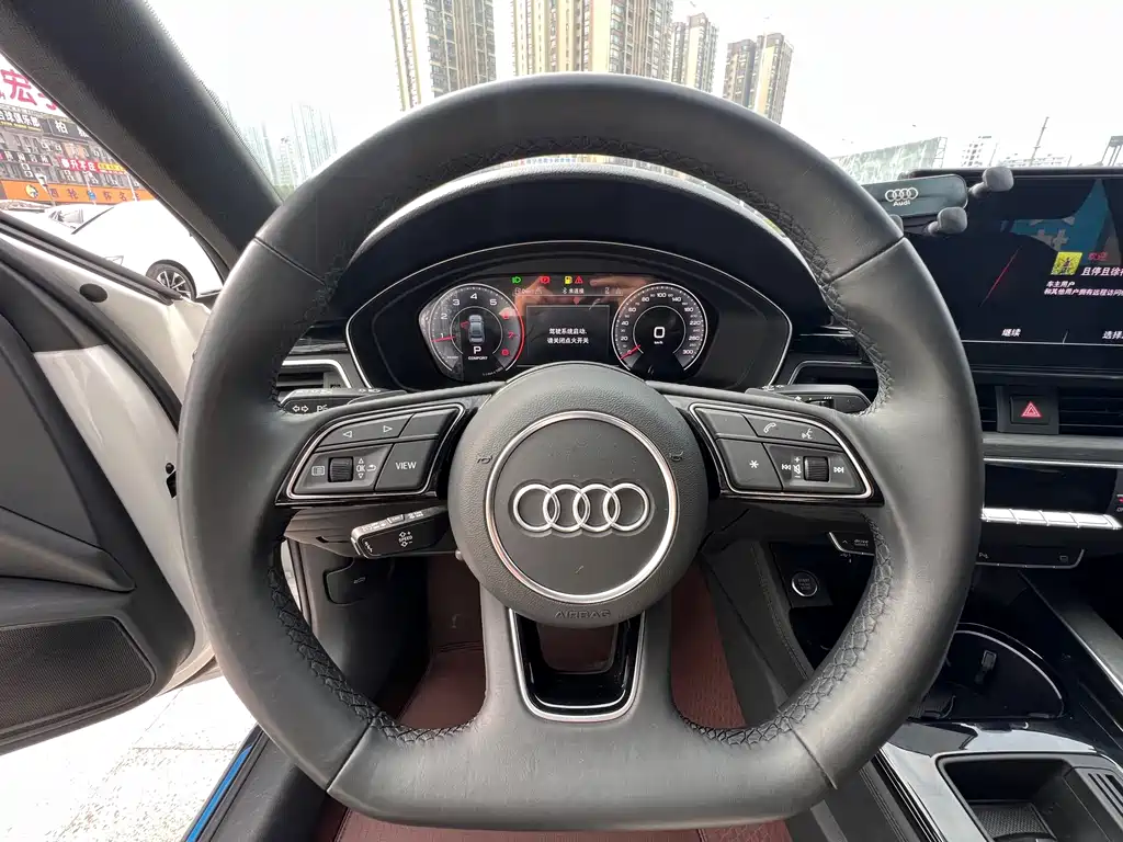 Audi Audi A4L 2023 40 TFSI Luxury Dynamic Model 2023 - thumbnail 14