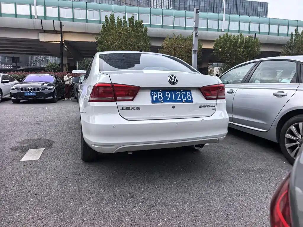 Volkswagen Volkswagen Santana 2015 1.6L Automatic Comfort Edition 2015 - thumbnail 3