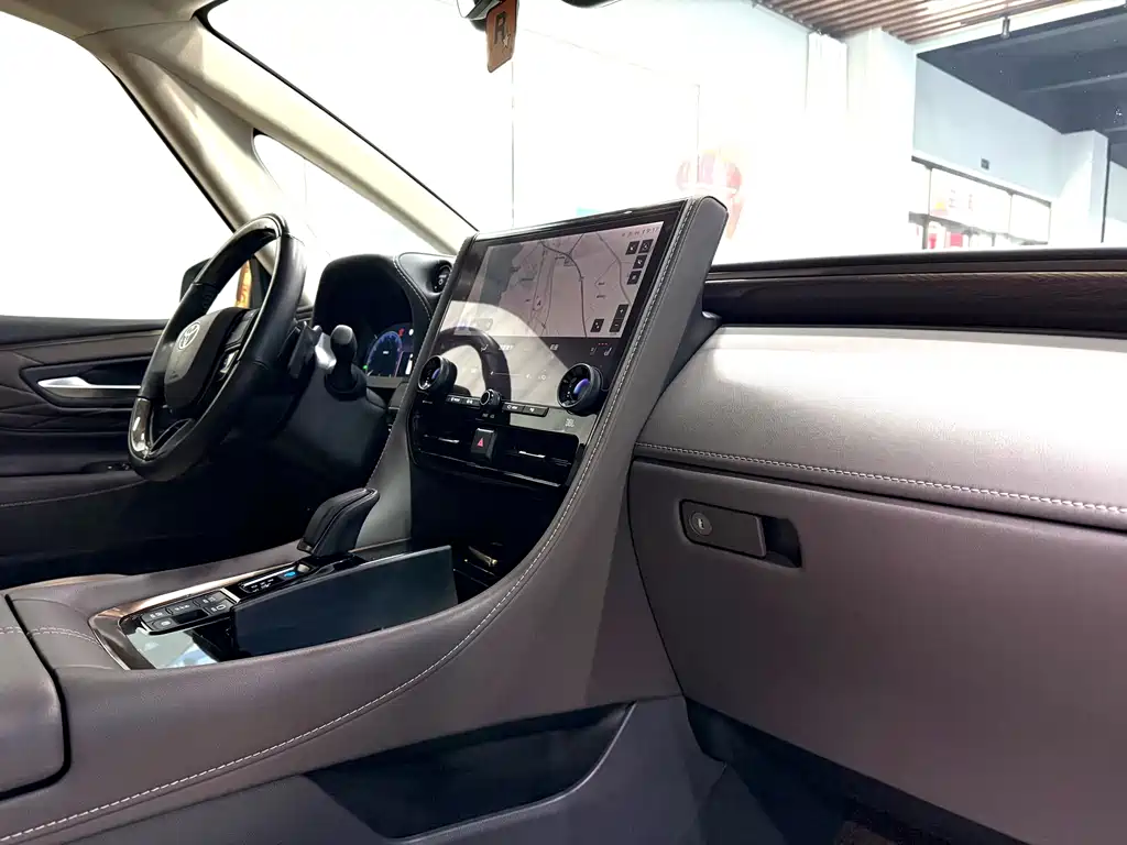 Toyota Toyota Alphard 2024 Hybrid 2.5L Premium Edition 2024 - thumbnail 8
