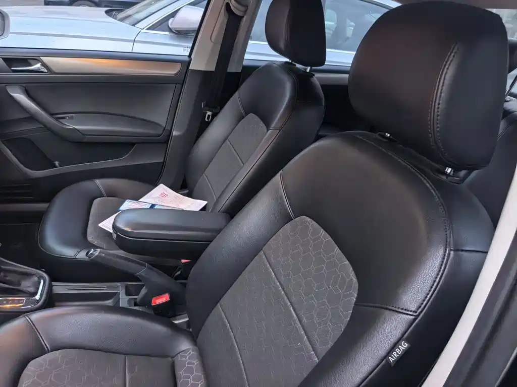 Volkswagen Volkswagen Santana 2015 1.6L Automatic Comfort Edition 2015 - thumbnail 11
