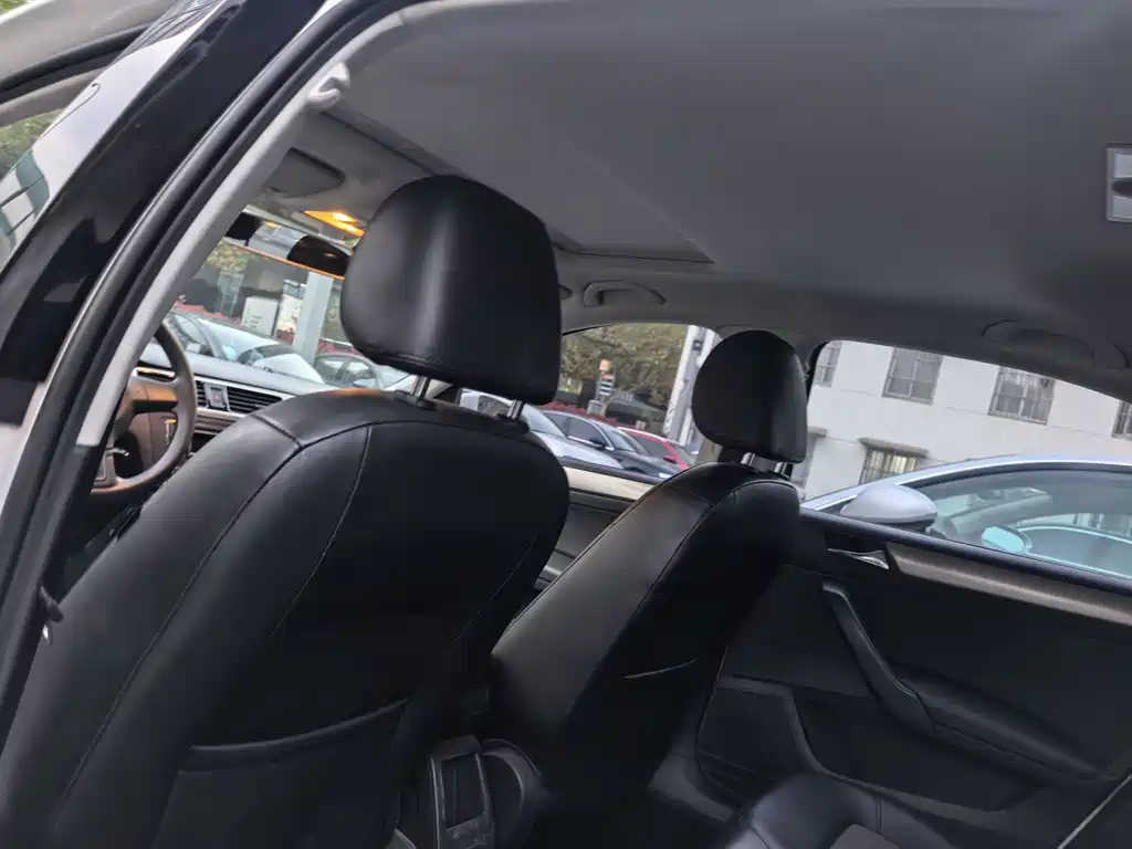 Volkswagen Volkswagen Santana 2015 1.6L Automatic Comfort Edition 2015 - thumbnail 13