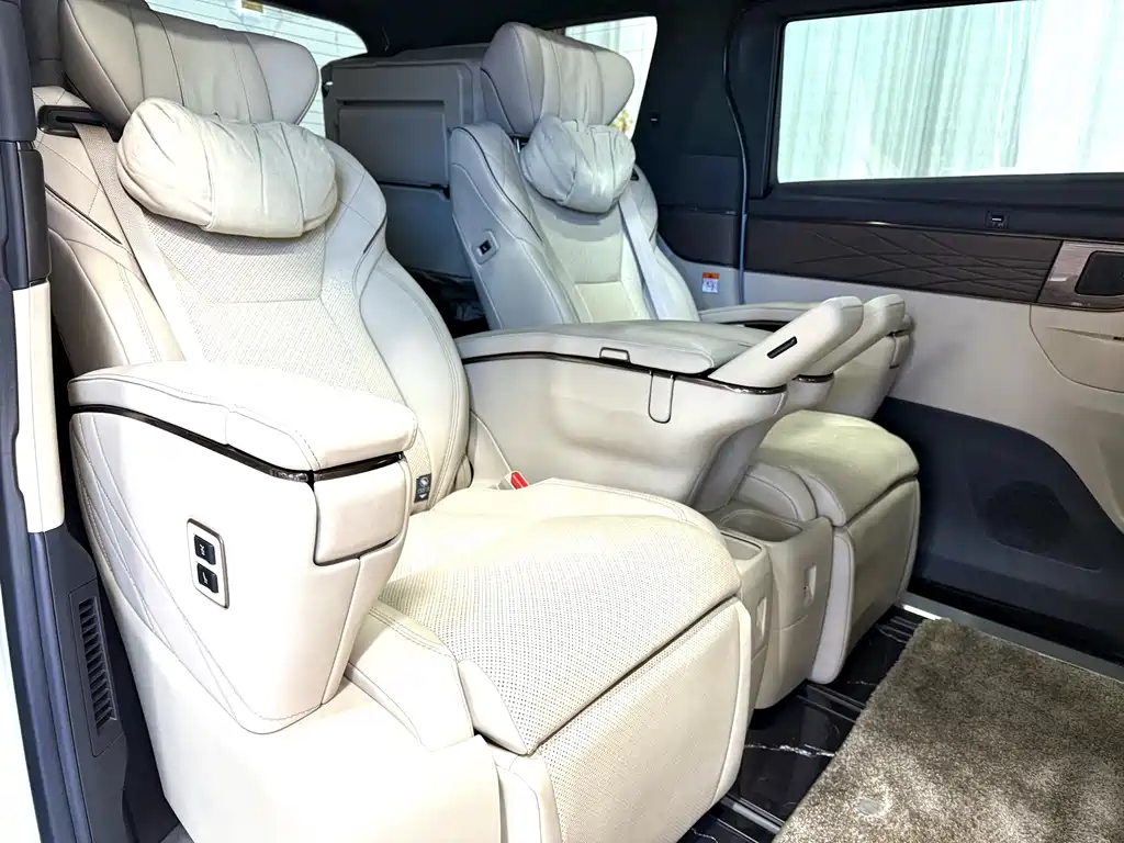 Toyota Toyota Alphard 2024 Hybrid 2.5L Premium Edition 2024 - thumbnail 11