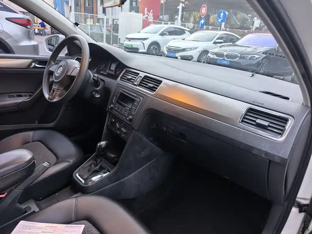 Volkswagen Volkswagen Santana 2015 1.6L Automatic Comfort Edition 2015 - thumbnail 16