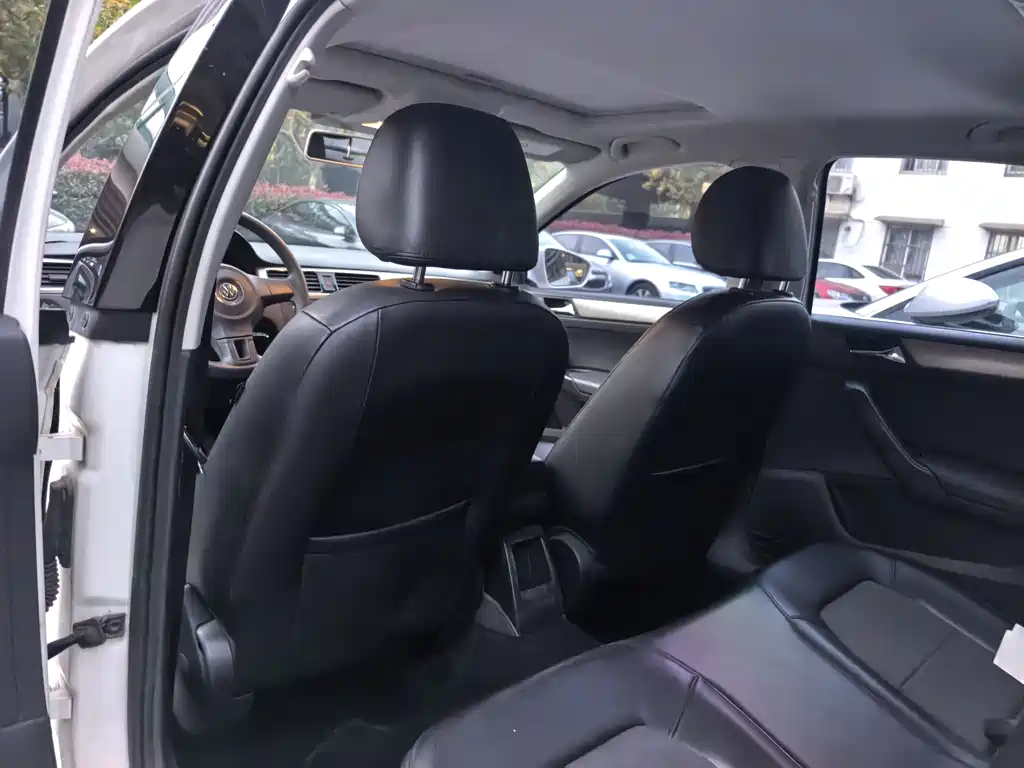 Volkswagen Volkswagen Santana 2015 1.6L Automatic Comfort Edition 2015 - thumbnail 17