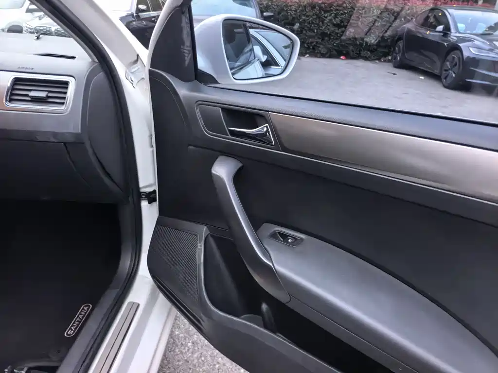 Volkswagen Volkswagen Santana 2015 1.6L Automatic Comfort Edition 2015 - thumbnail 18