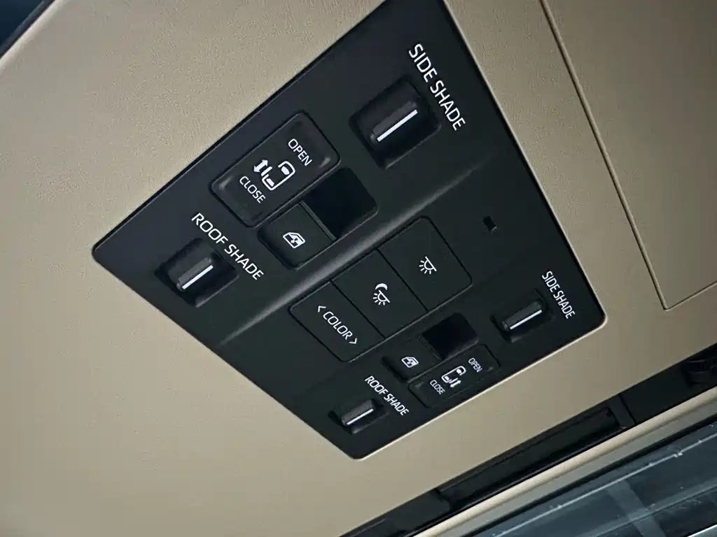 Toyota Toyota Alphard 2024 Hybrid 2.5L Premium Edition 2024 - thumbnail 16