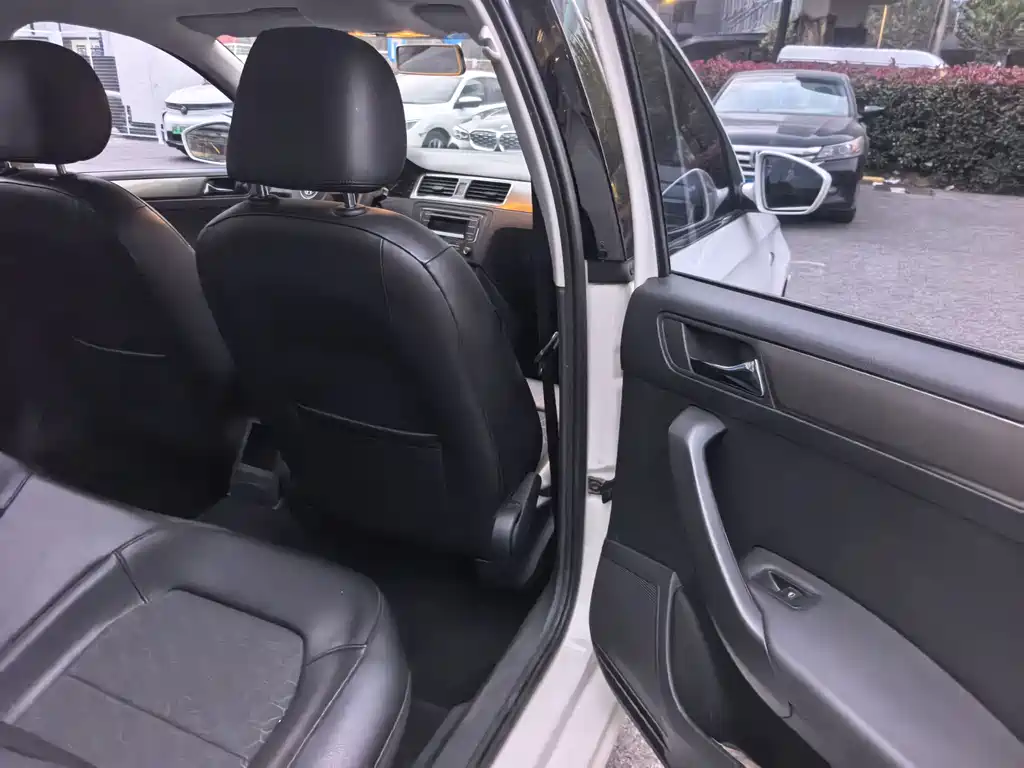 Volkswagen Volkswagen Santana 2015 1.6L Automatic Comfort Edition 2015 - thumbnail 21
