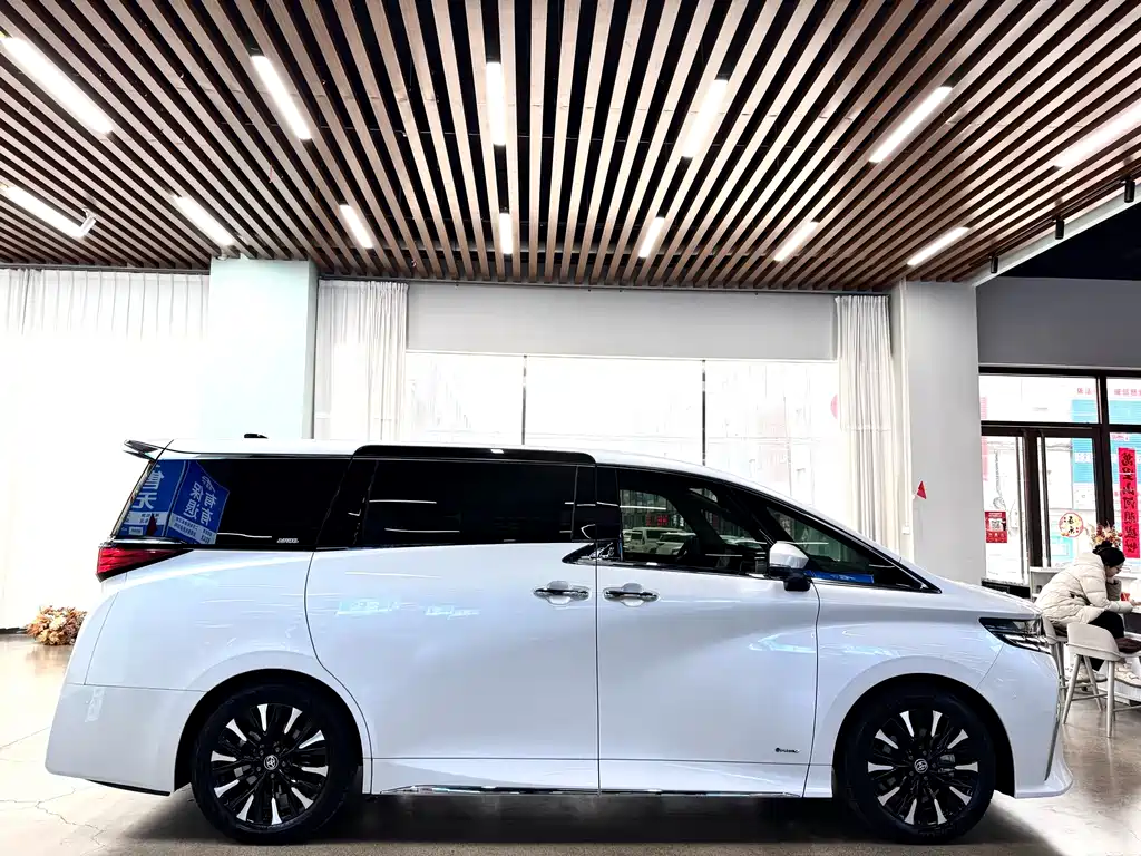Toyota Toyota Alphard 2024 Hybrid 2.5L Premium Edition 2024 - thumbnail 23