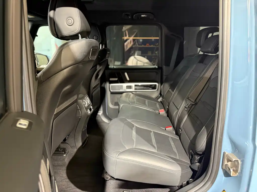 Mercedes-Benz Mercedes-Benz G-Class AMG 2022 Model AMG G 63 2023 - thumbnail 22